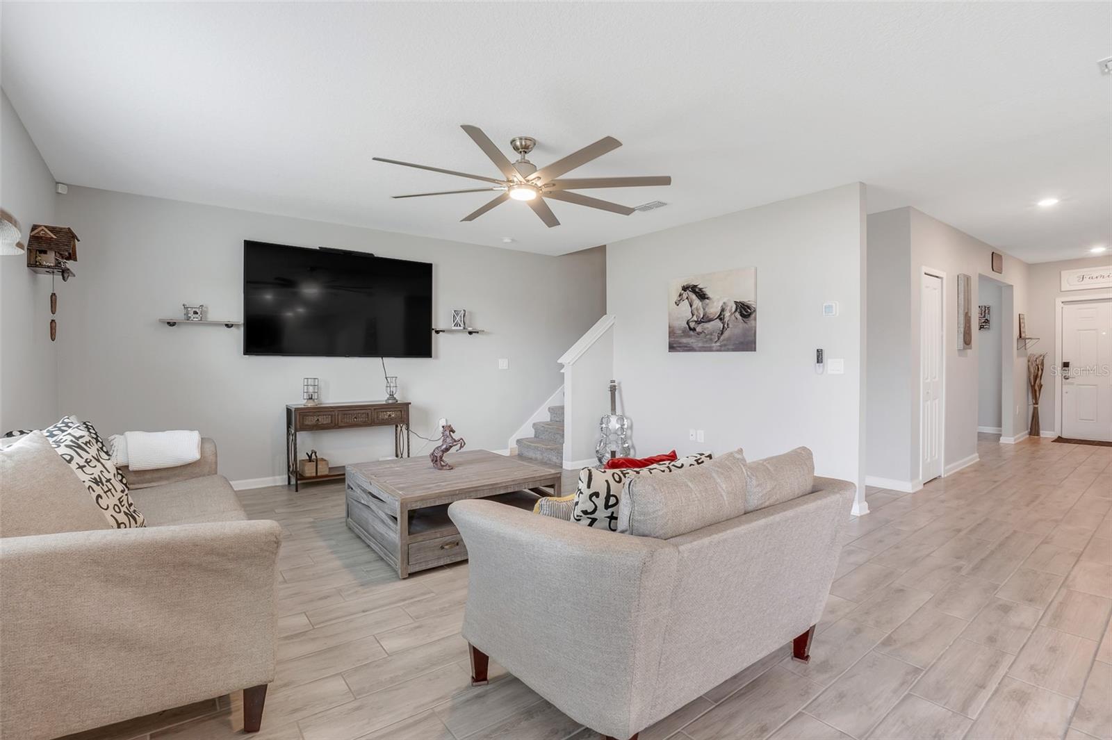 136 WHITE HORSE WAY, GROVELAND, FL, 34736