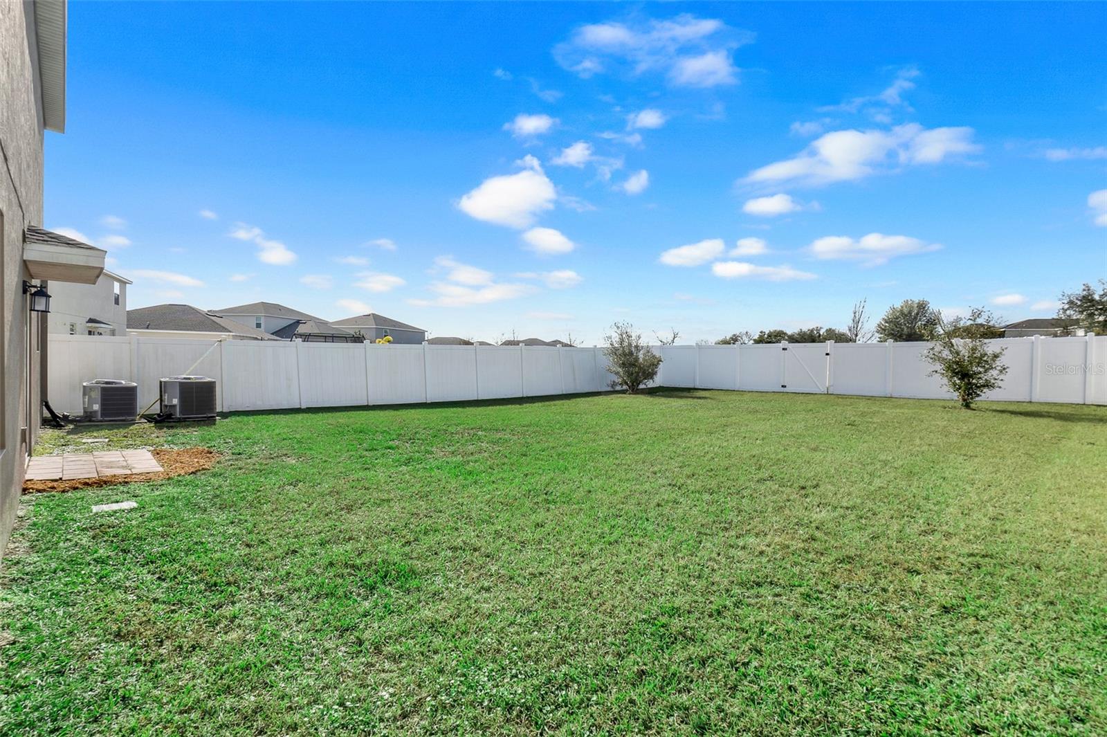 136 WHITE HORSE WAY, GROVELAND, FL, 34736