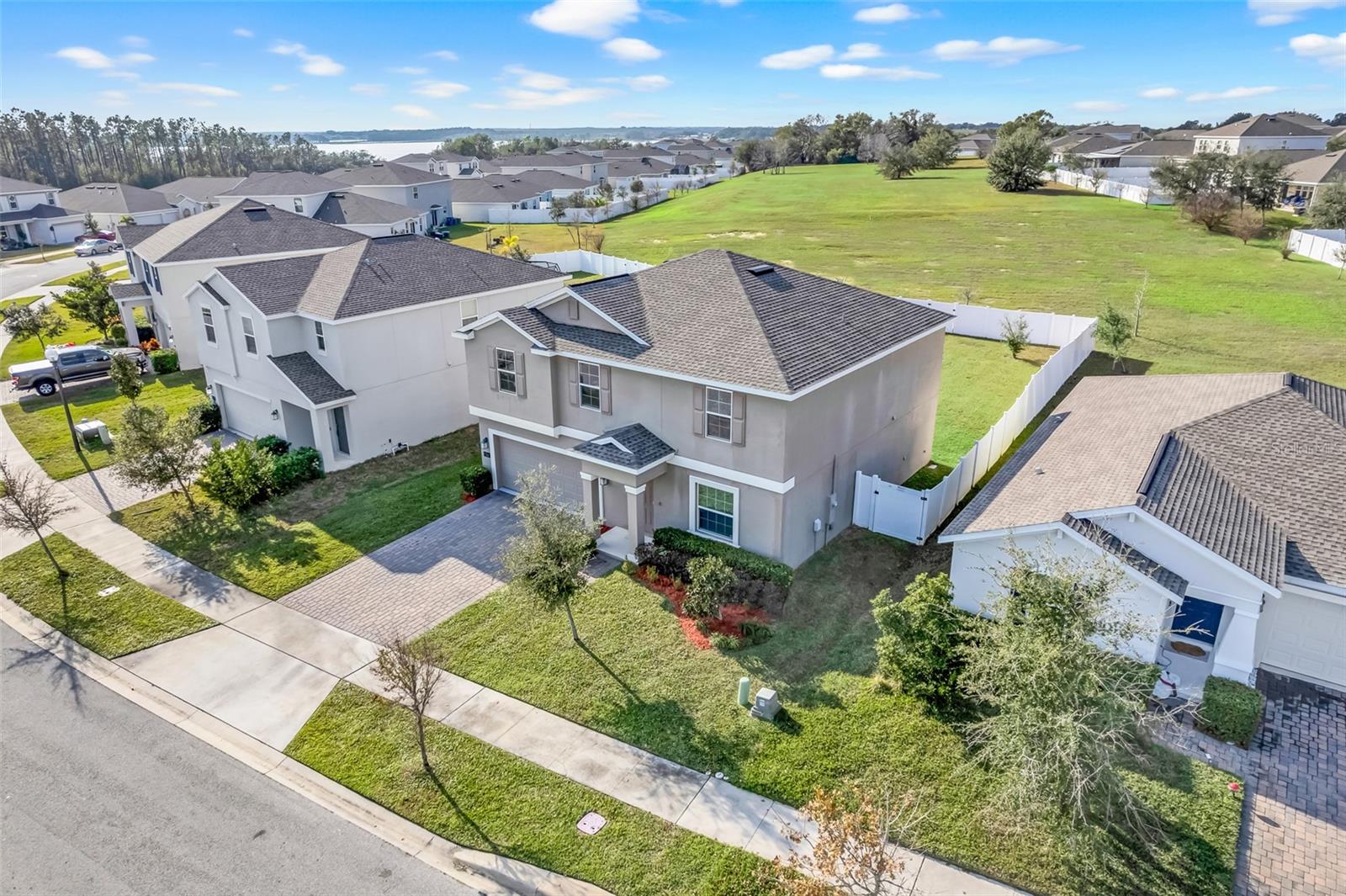 136 WHITE HORSE WAY, GROVELAND, FL, 34736