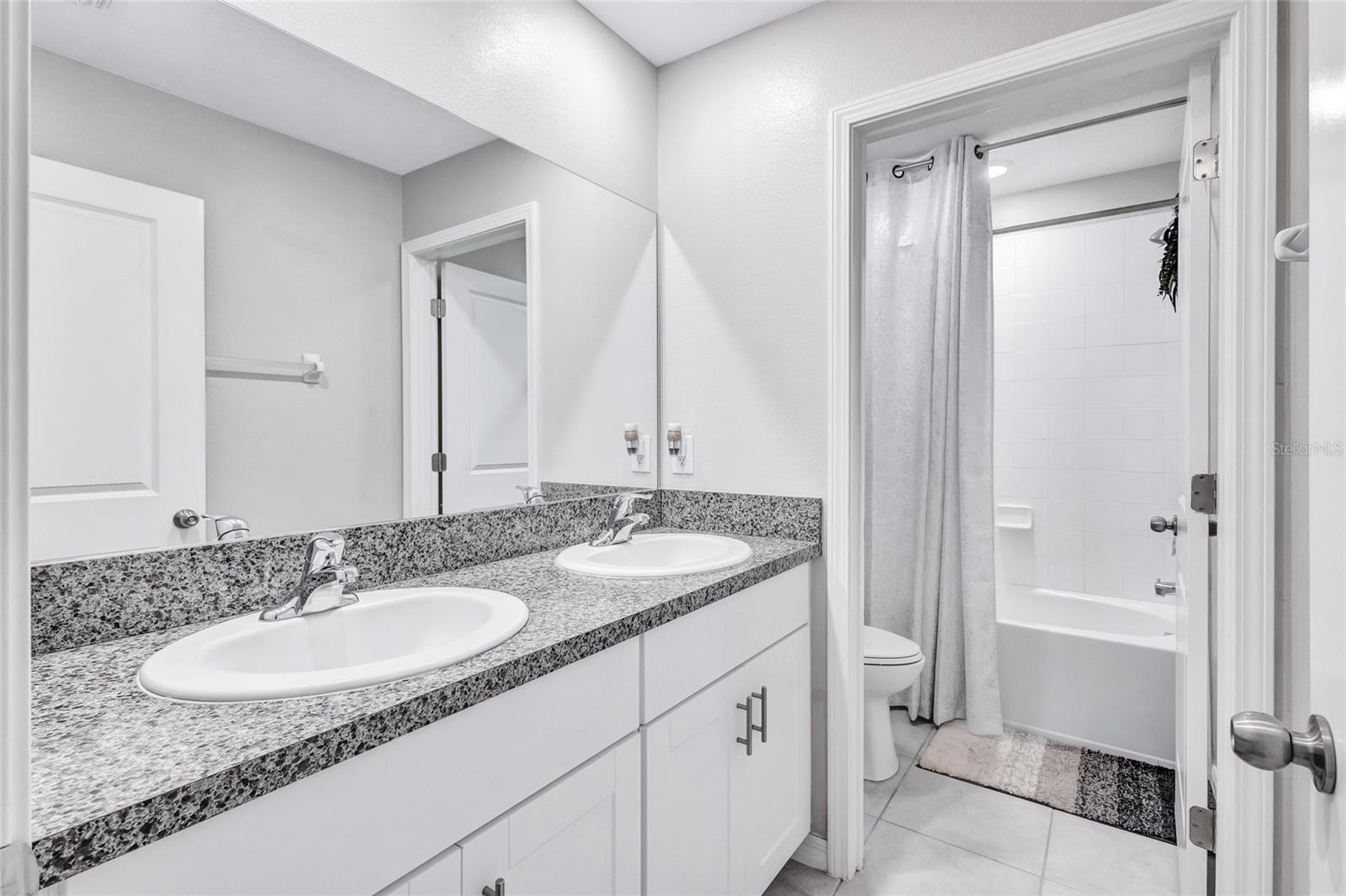 5513 RAINWOOD MEADOWS DR, APOLLO BEACH, FL, 33572