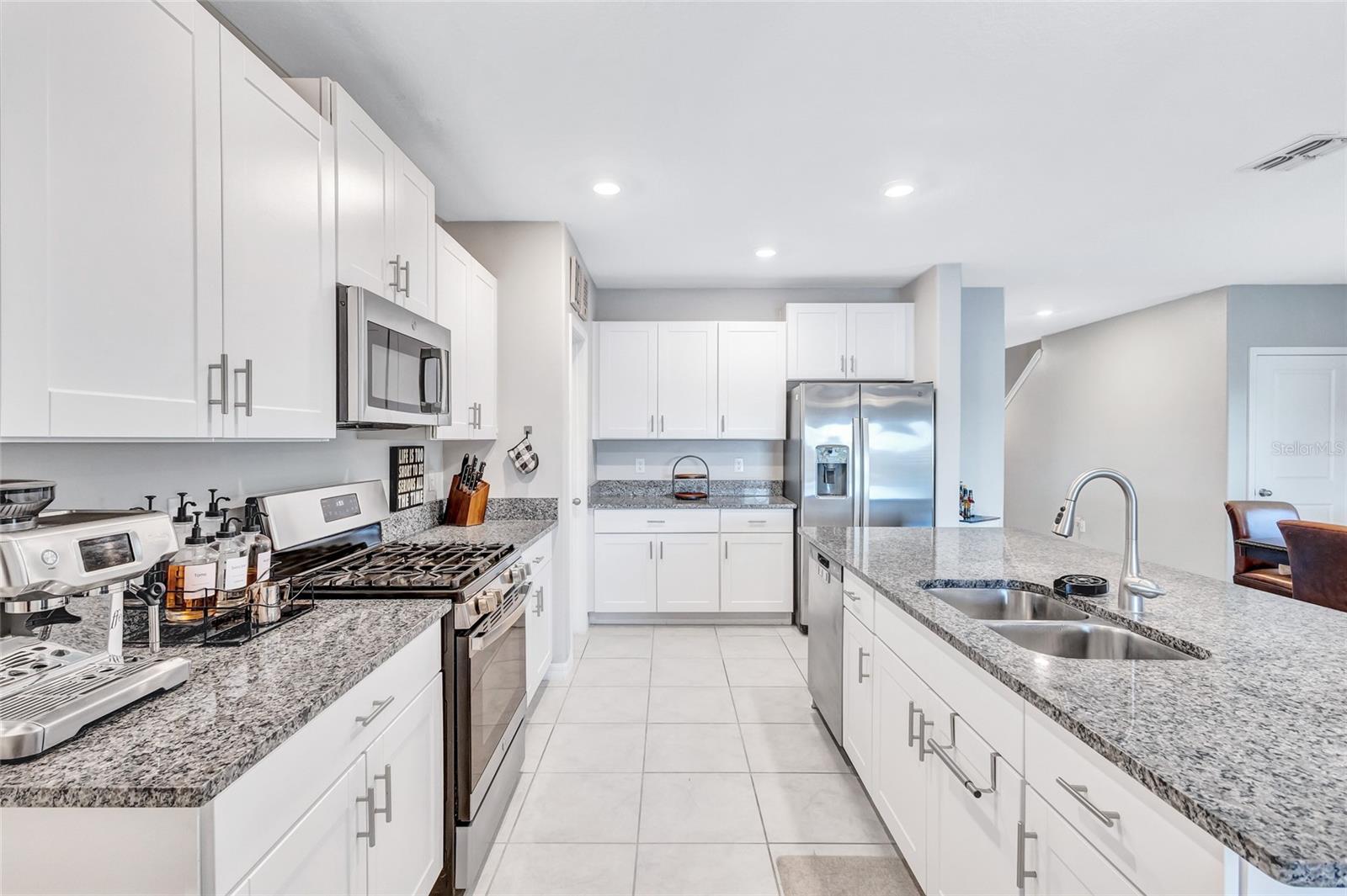 5513 RAINWOOD MEADOWS DR, APOLLO BEACH, FL, 33572