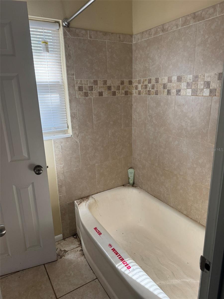 2331 OLNEY RD, LAKELAND, FL, 33801