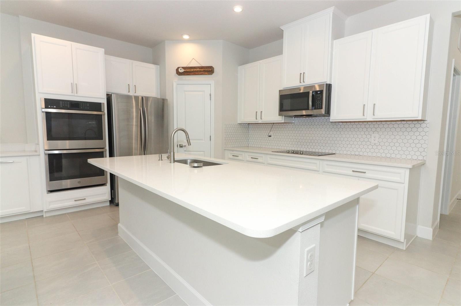 1949 VICTORIA ST, DAVENPORT, FL, 33837