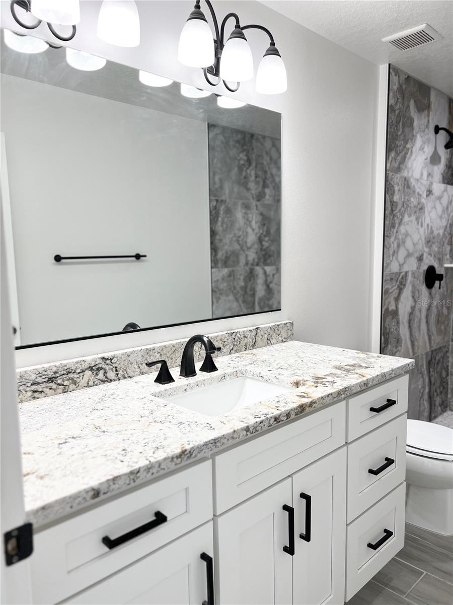 240 THORNBERRY BRANCH LN, DAYTONA BEACH, FL, 32124