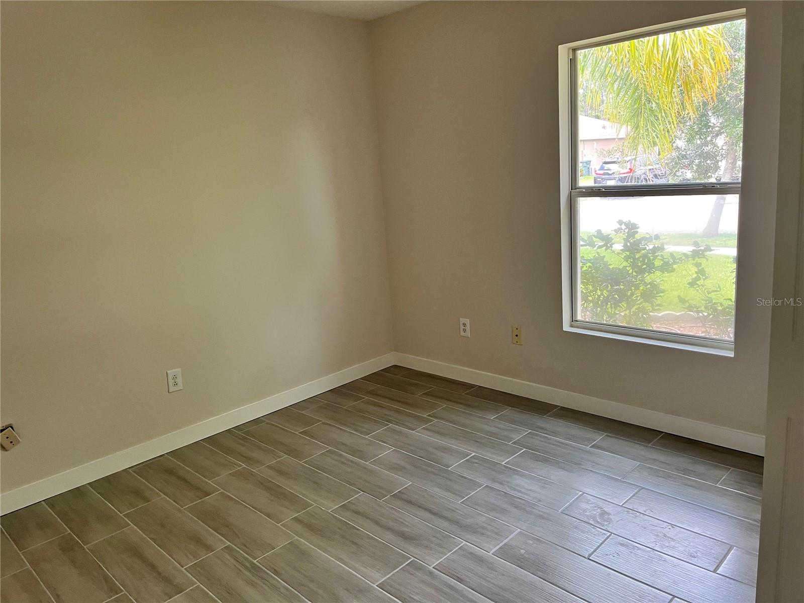 240 THORNBERRY BRANCH LN, DAYTONA BEACH, FL, 32124