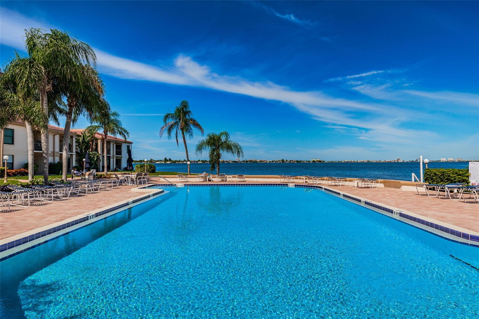 6051 SUN BLVD #305, ST PETERSBURG, FL, 33715