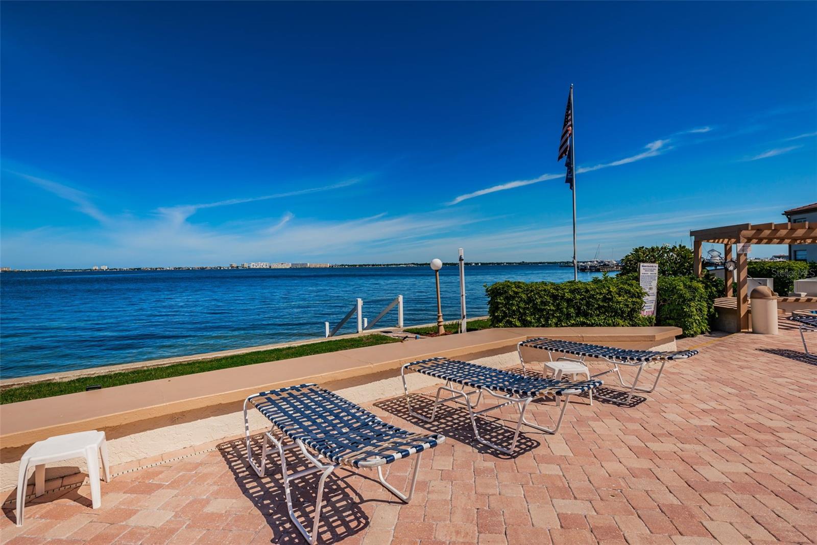 6051 SUN BLVD #305, ST PETERSBURG, FL, 33715
