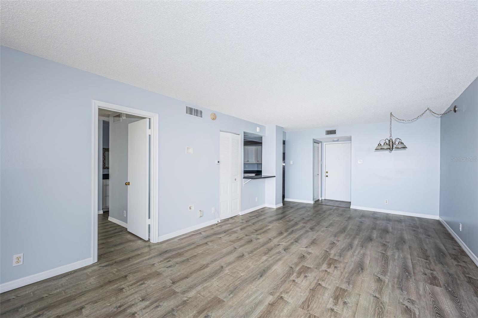 6051 SUN BLVD #305, ST PETERSBURG, FL, 33715
