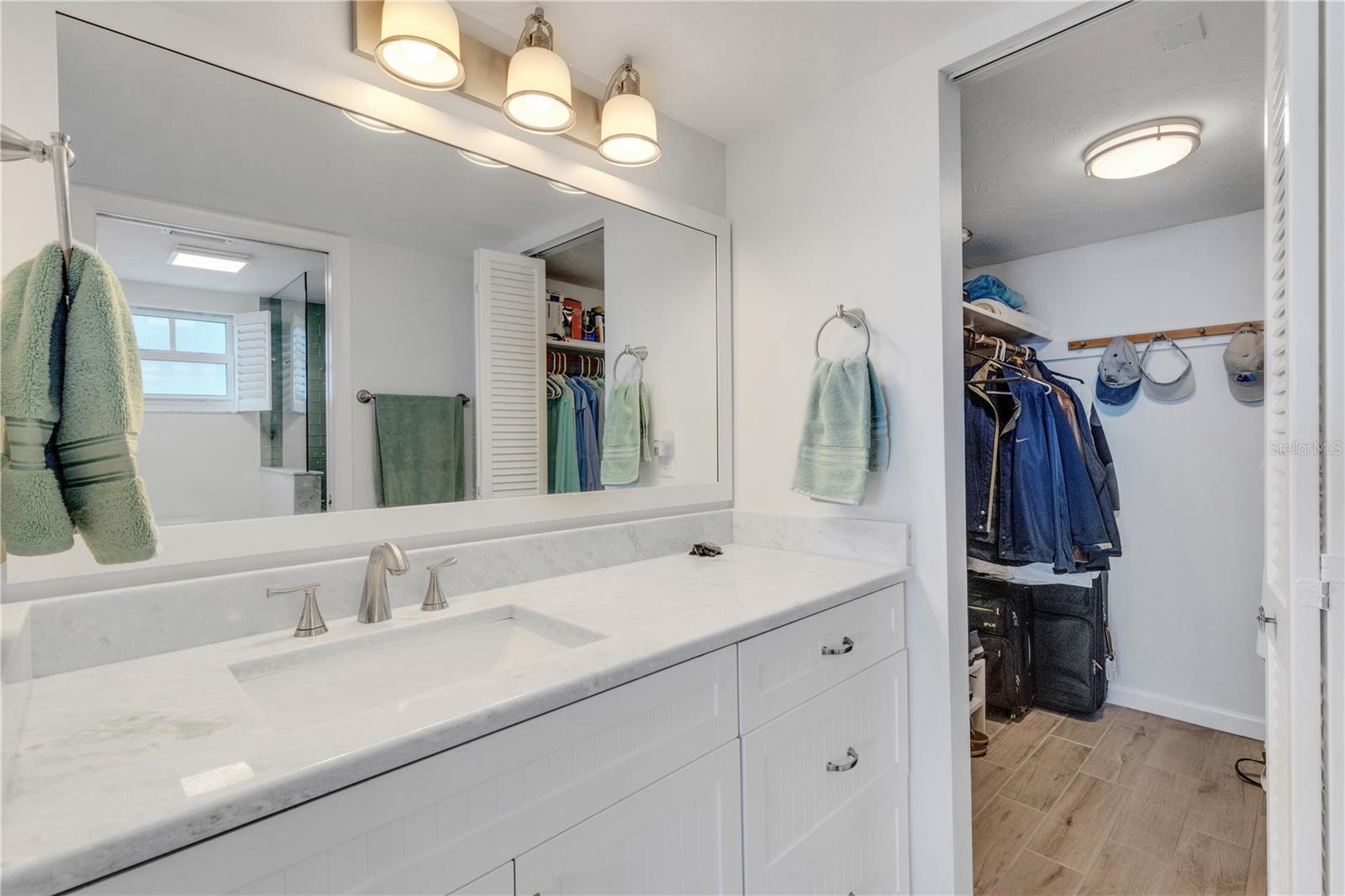 5201 GULF OF MEXICO DR #103, LONGBOAT KEY, FL, 34228
