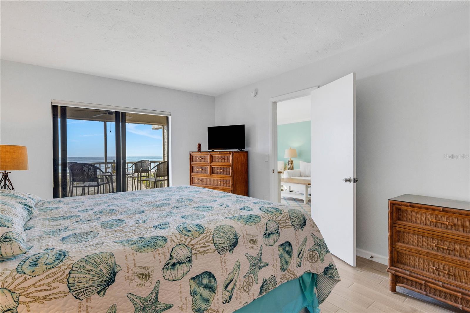 5201 GULF OF MEXICO DR #103, LONGBOAT KEY, FL, 34228