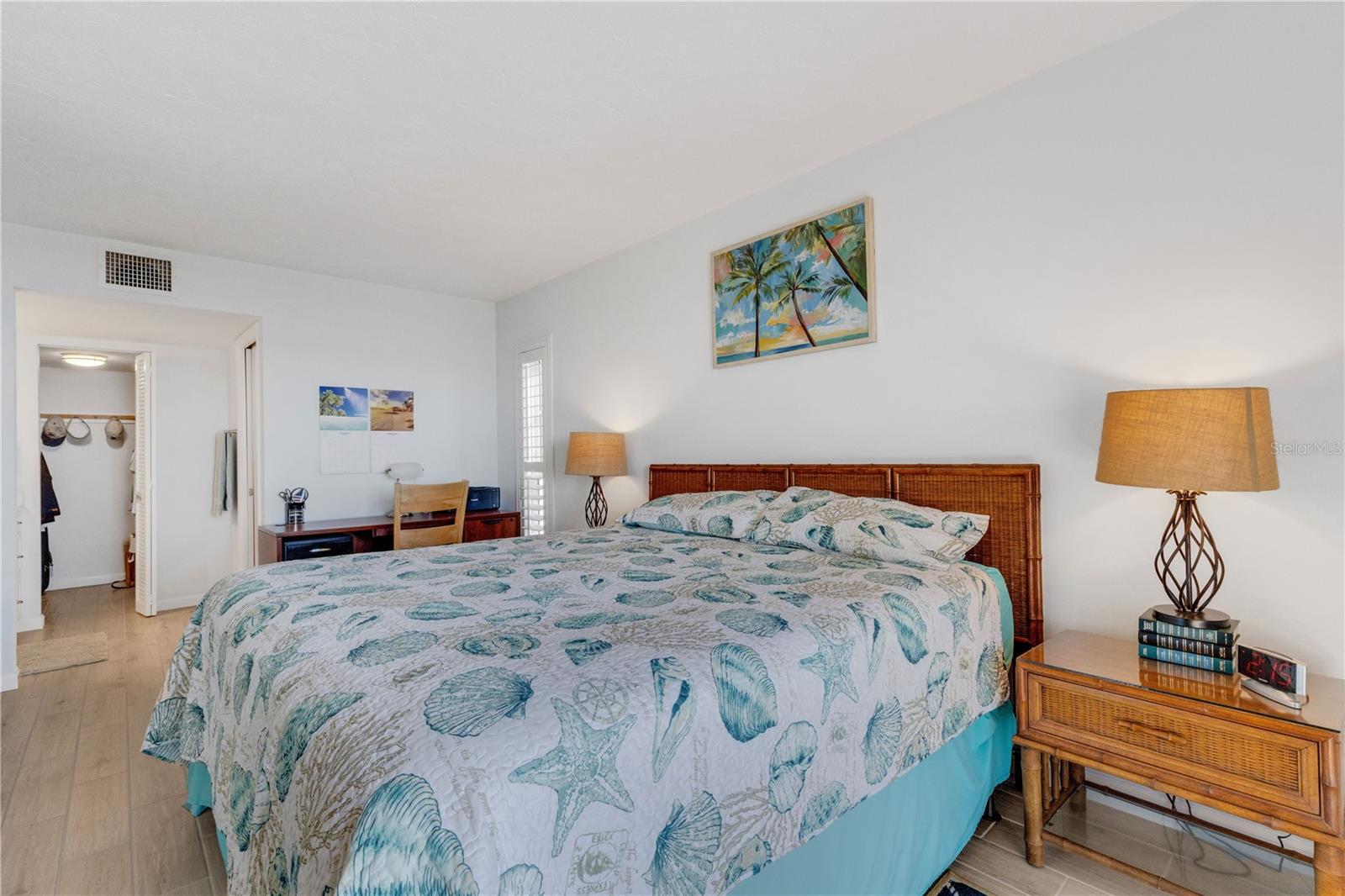 5201 GULF OF MEXICO DR #103, LONGBOAT KEY, FL, 34228