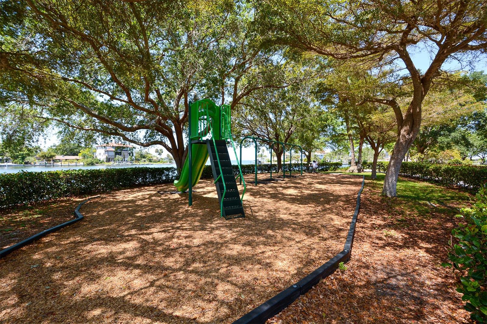 671 47TH ST, SARASOTA, FL, 34234