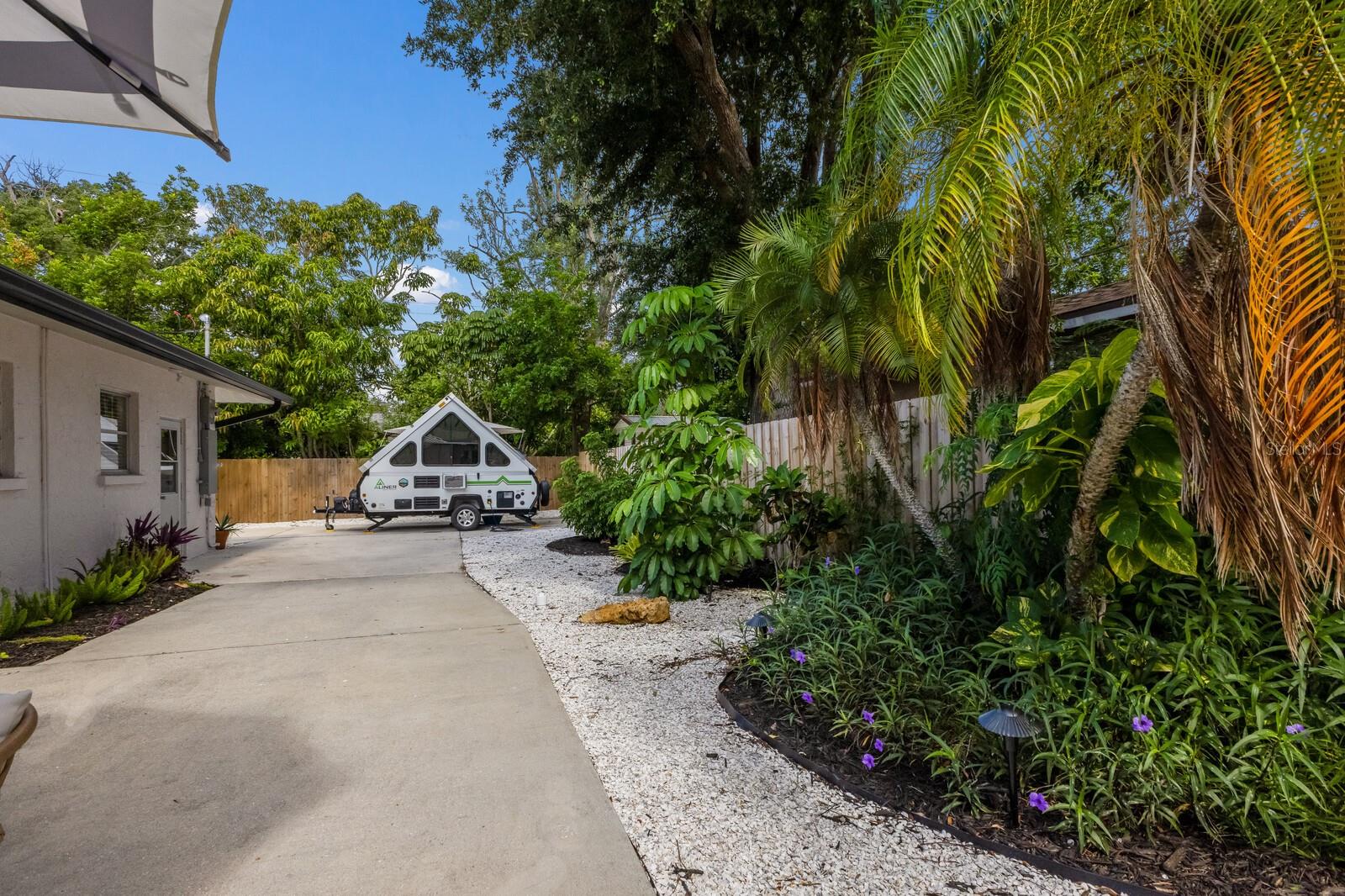 671 47TH ST, SARASOTA, FL, 34234