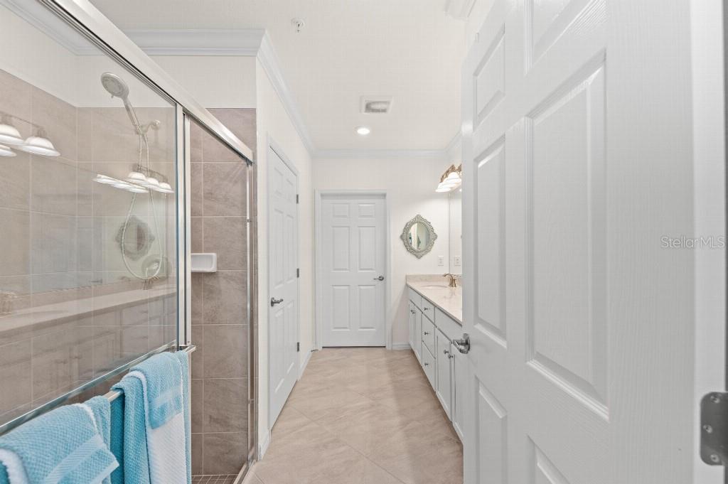 10043 CROOKED CREEK DR #101, VENICE, FL, 34293