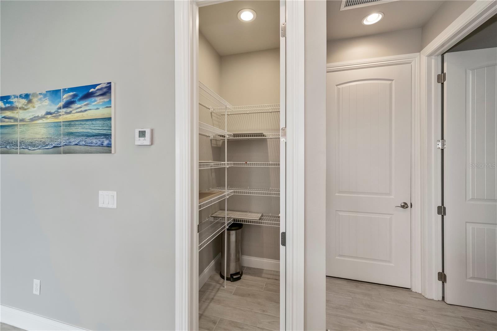 180 W PINE VALLEY LN, ROTONDA WEST, FL, 33947