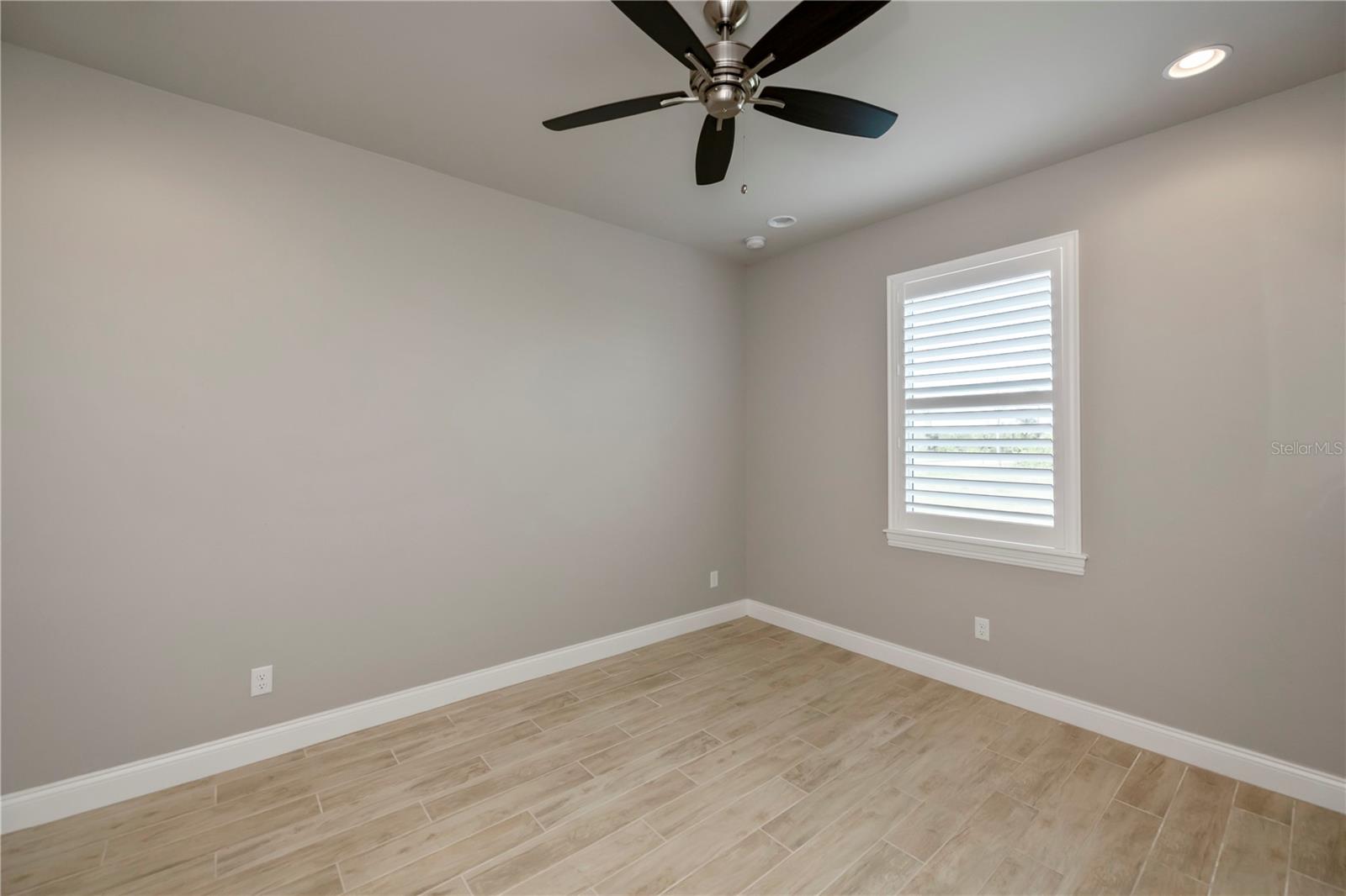 180 W PINE VALLEY LN, ROTONDA WEST, FL, 33947