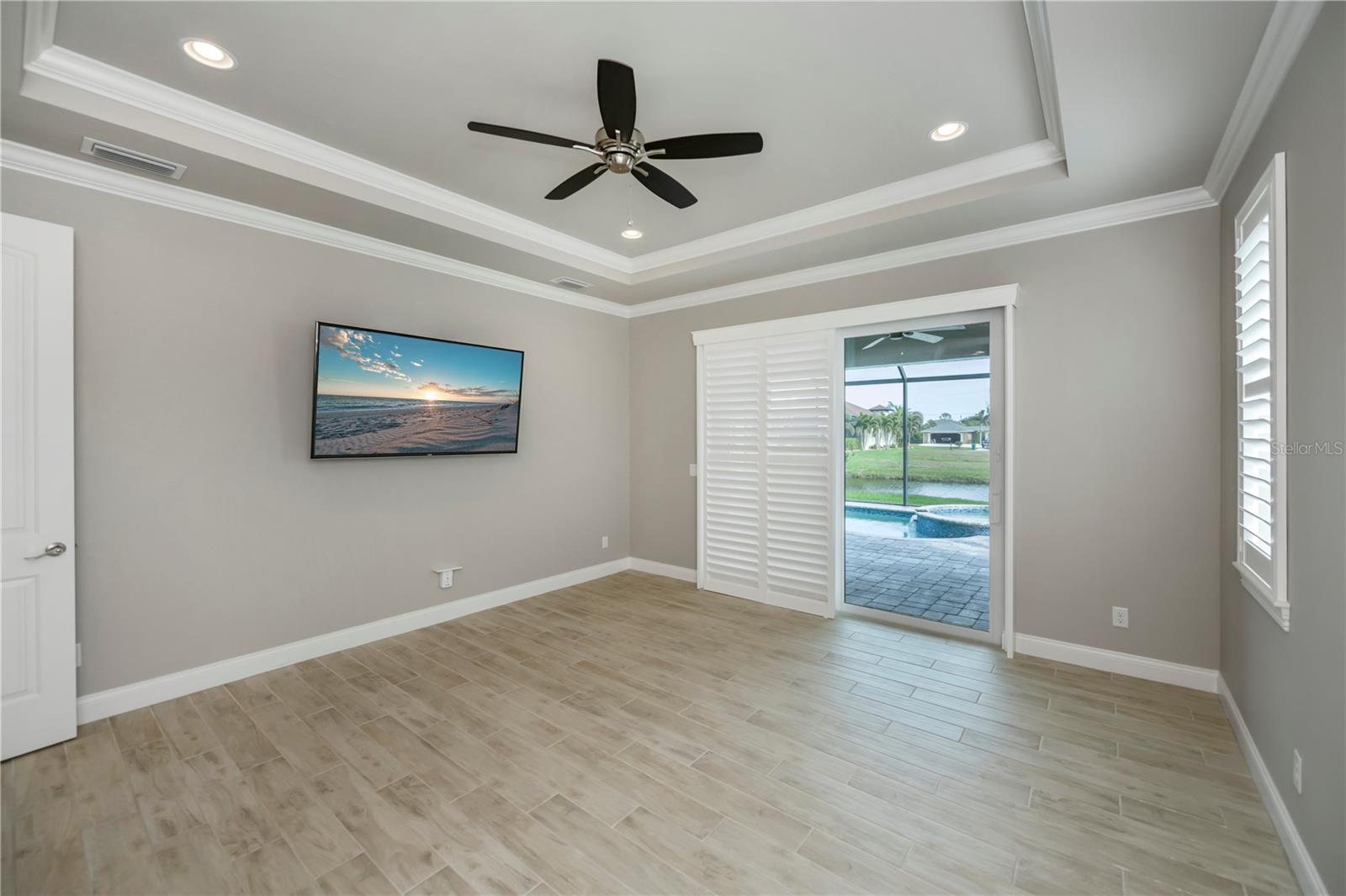 180 W PINE VALLEY LN, ROTONDA WEST, FL, 33947