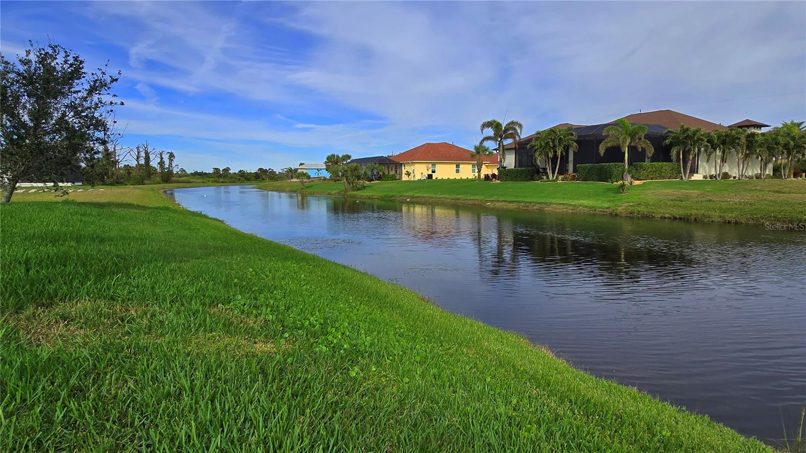 180 W PINE VALLEY LN, ROTONDA WEST, FL, 33947