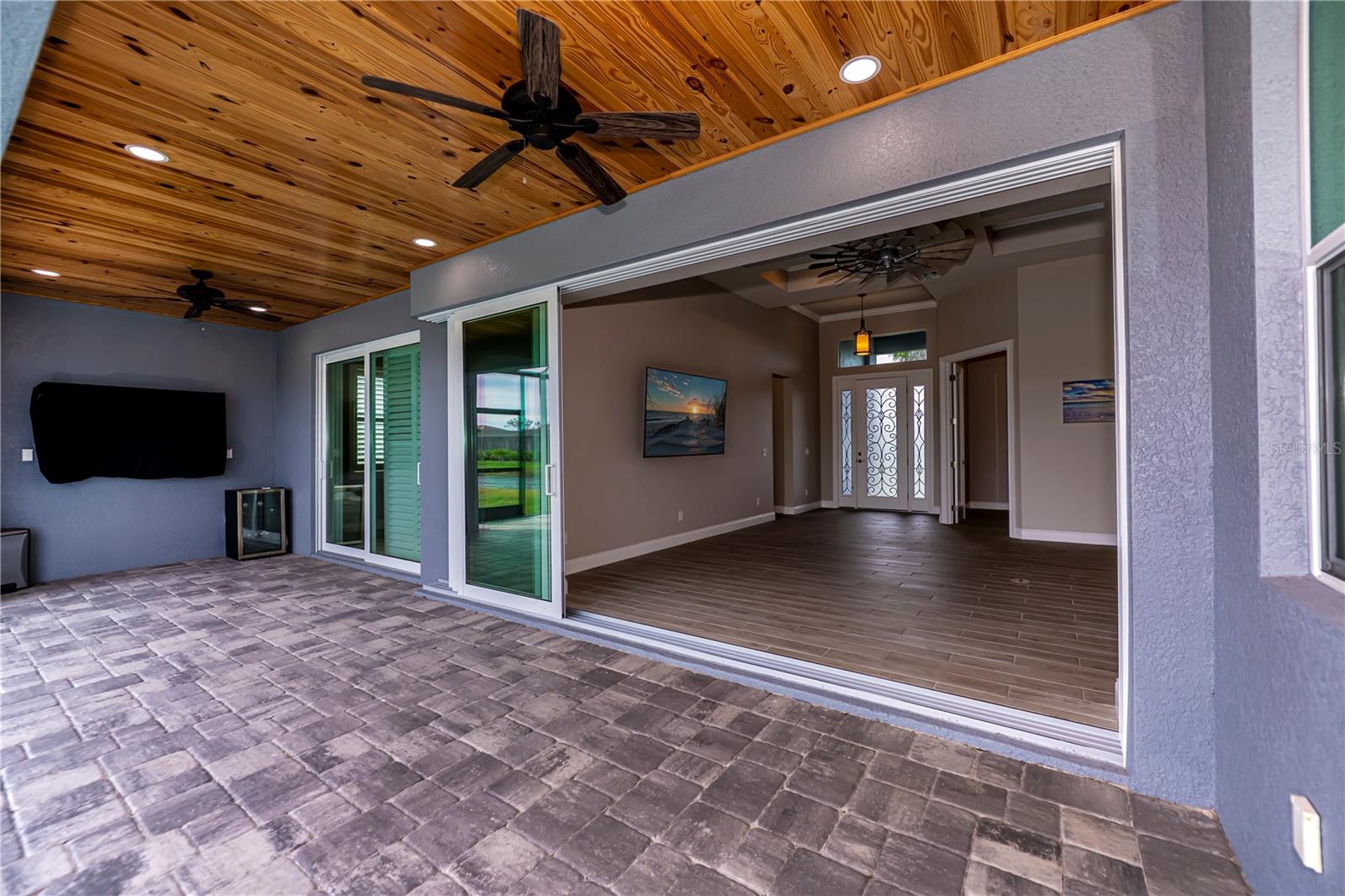 180 W PINE VALLEY LN, ROTONDA WEST, FL, 33947