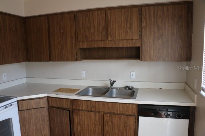 1357 W FOWLER DR, DELTONA, FL, 32725