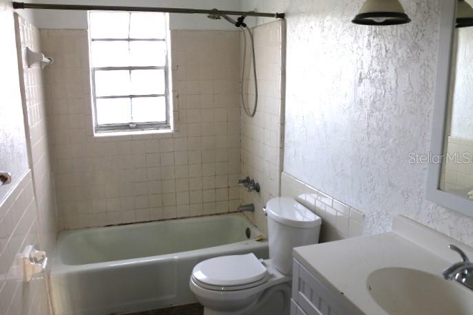 1357 W FOWLER DR, DELTONA, FL, 32725