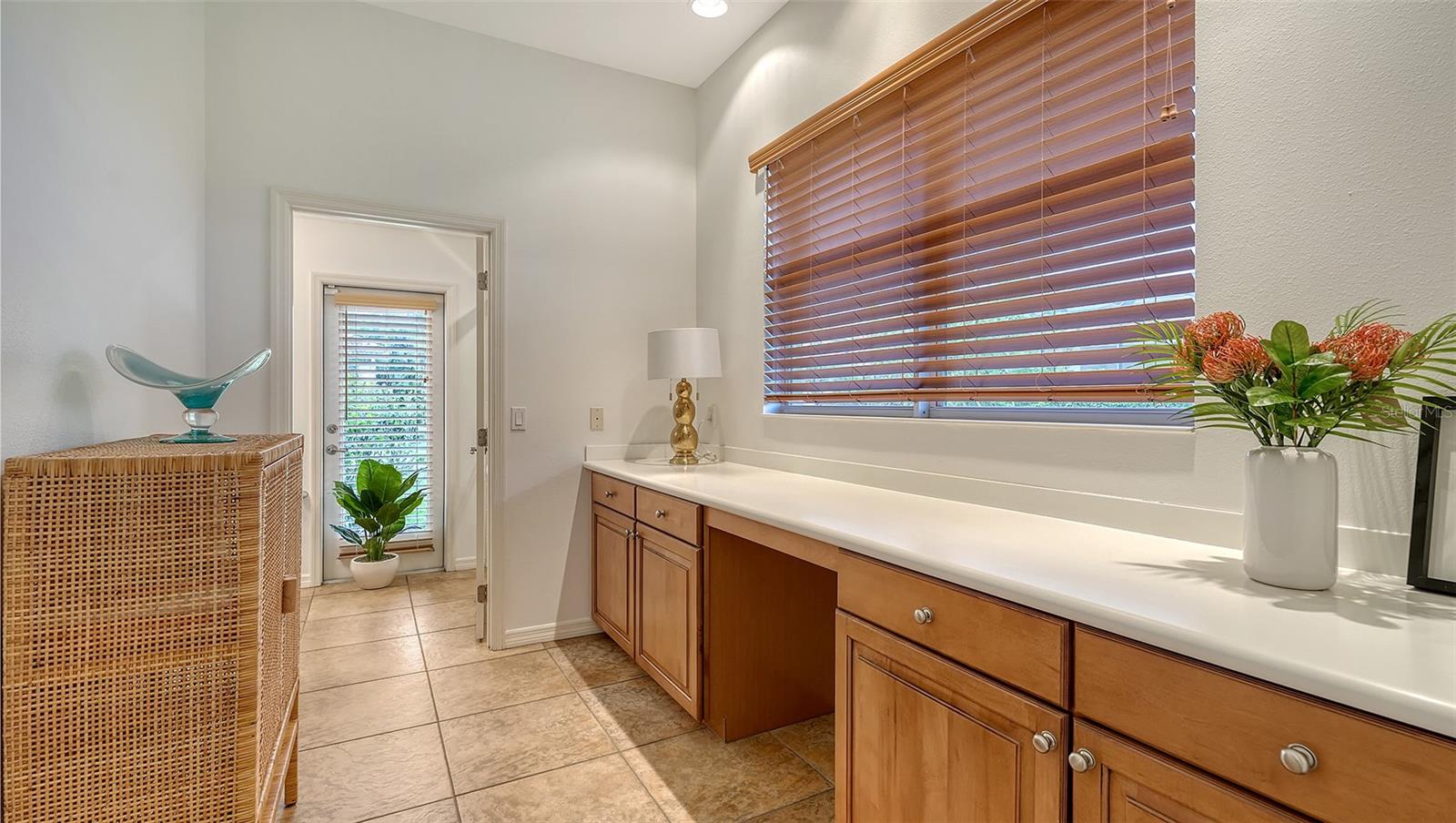 2886 GRAZELAND DR, SARASOTA, FL, 34240