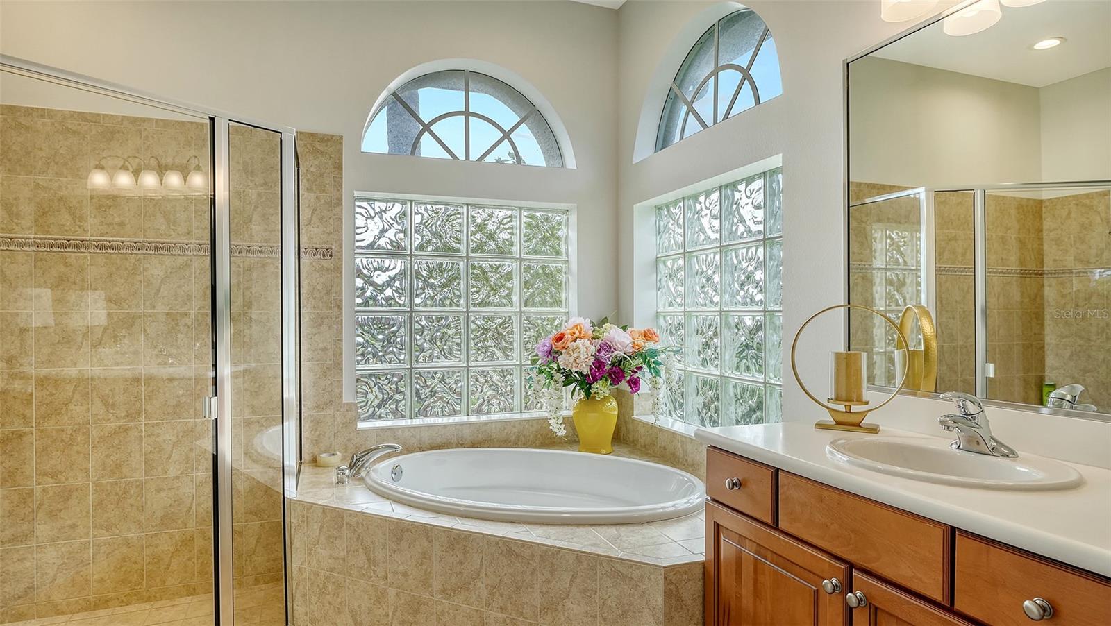 2886 GRAZELAND DR, SARASOTA, FL, 34240