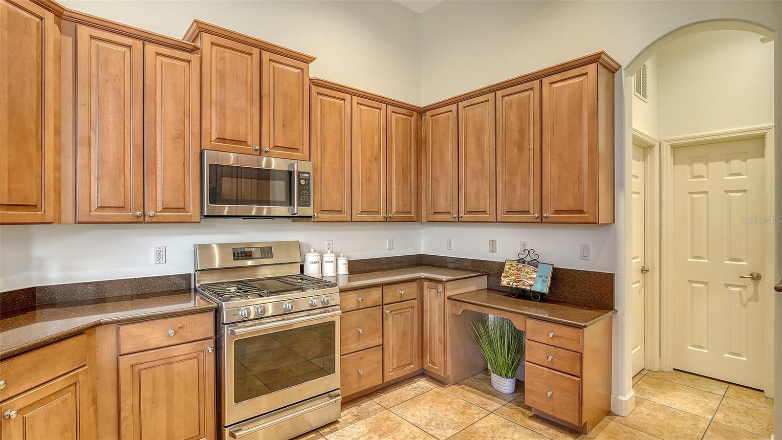 2886 GRAZELAND DR, SARASOTA, FL, 34240