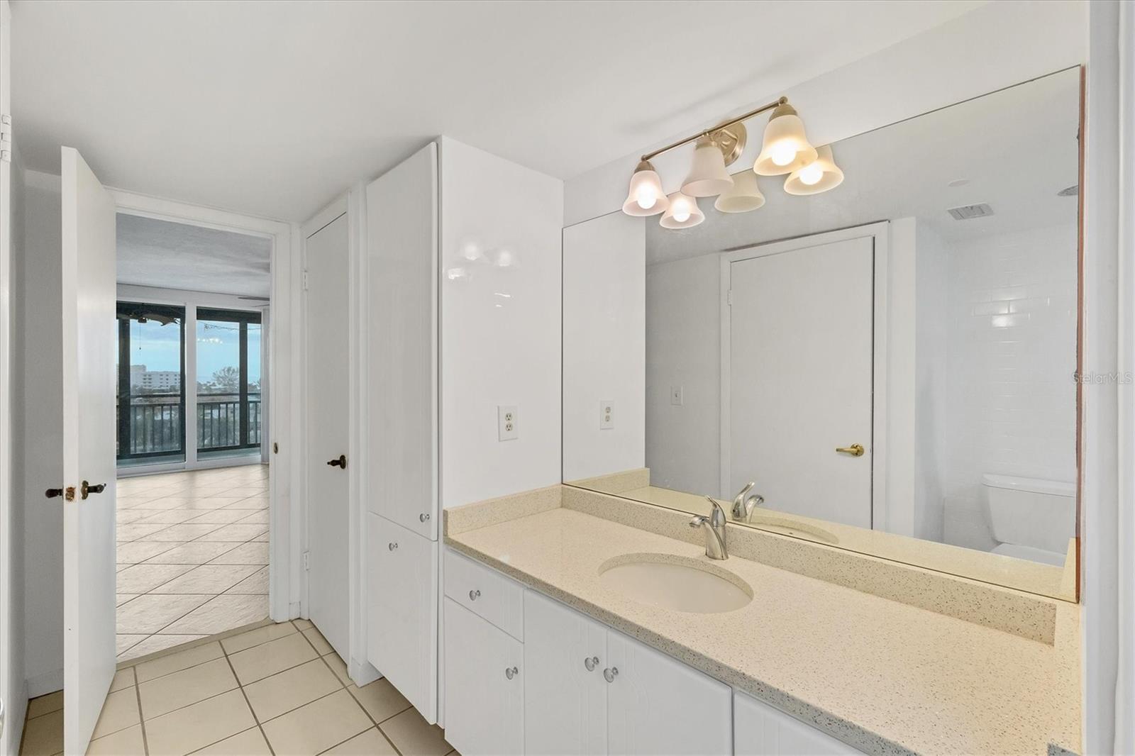 627 ALHAMBRA RD #602, VENICE, FL, 34285