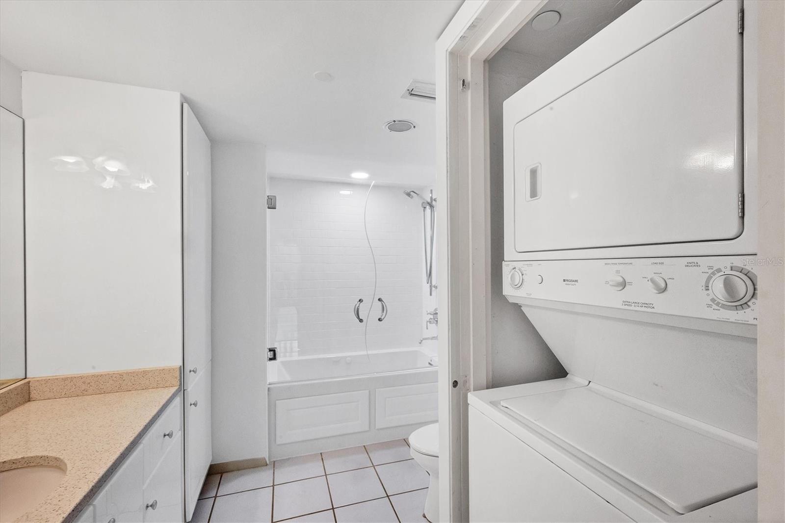 627 ALHAMBRA RD #602, VENICE, FL, 34285