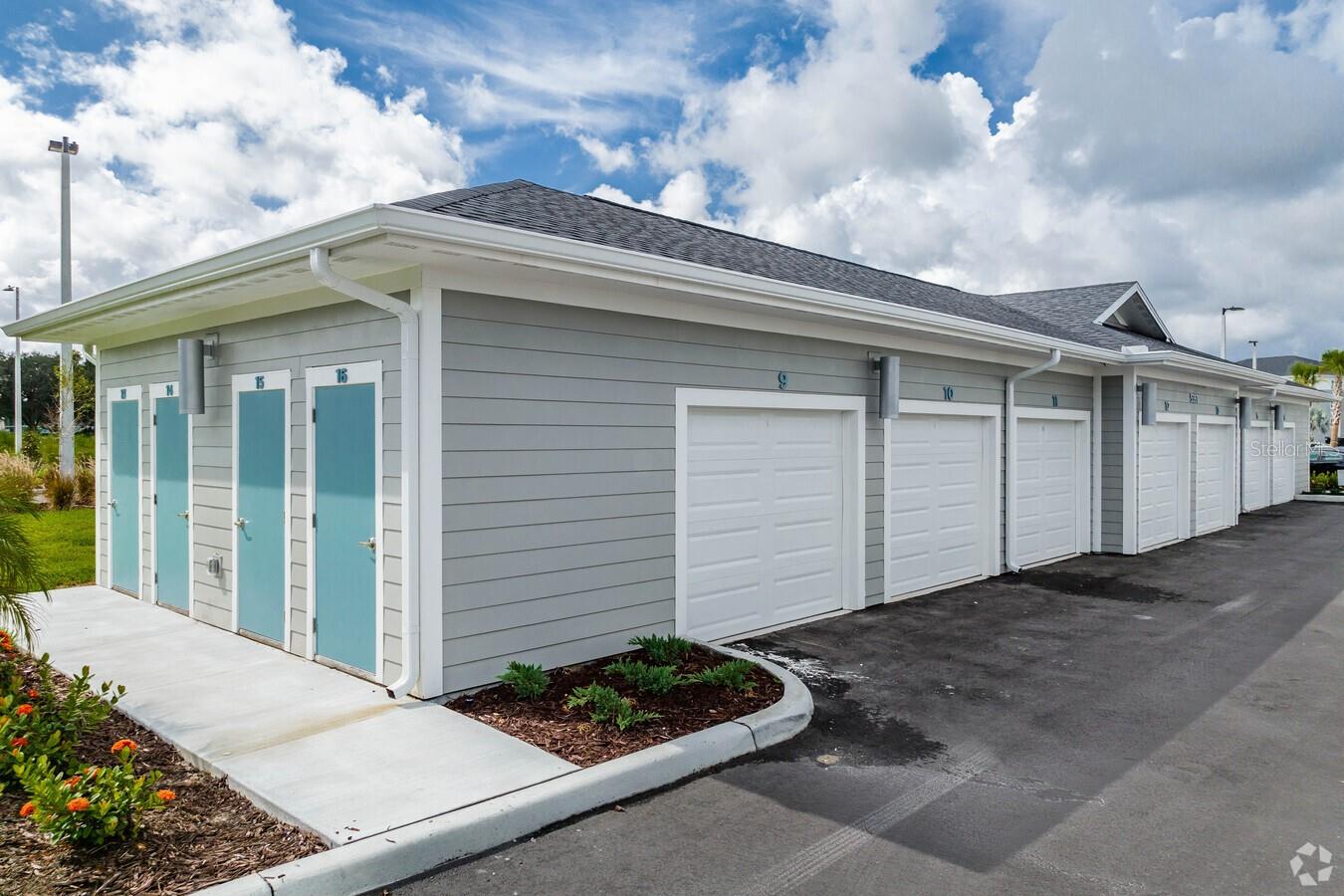 5291 POST OAK BLVD, WESLEY CHAPEL, FL, 33544