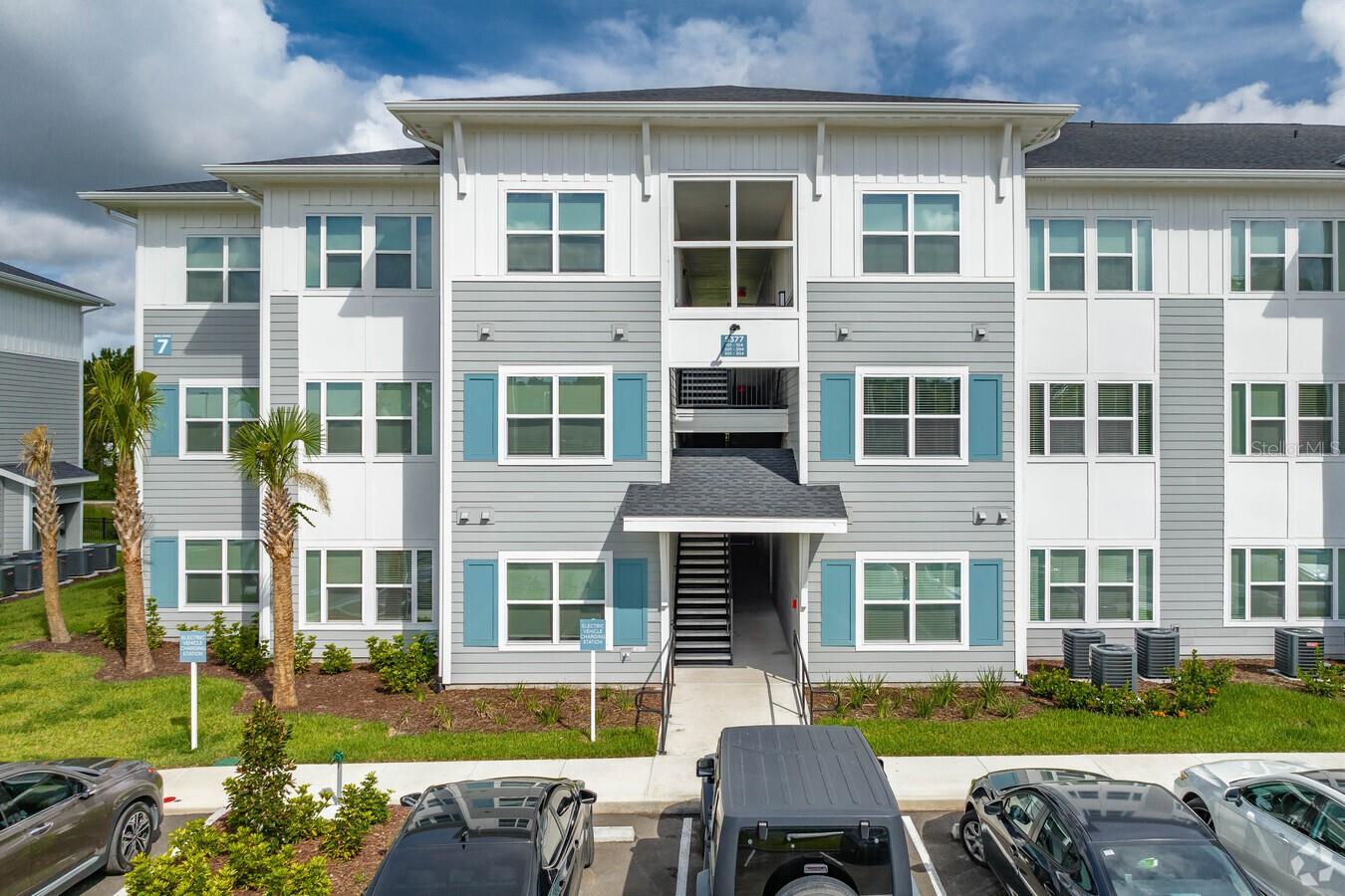 5291 POST OAK BLVD, WESLEY CHAPEL, FL, 33544