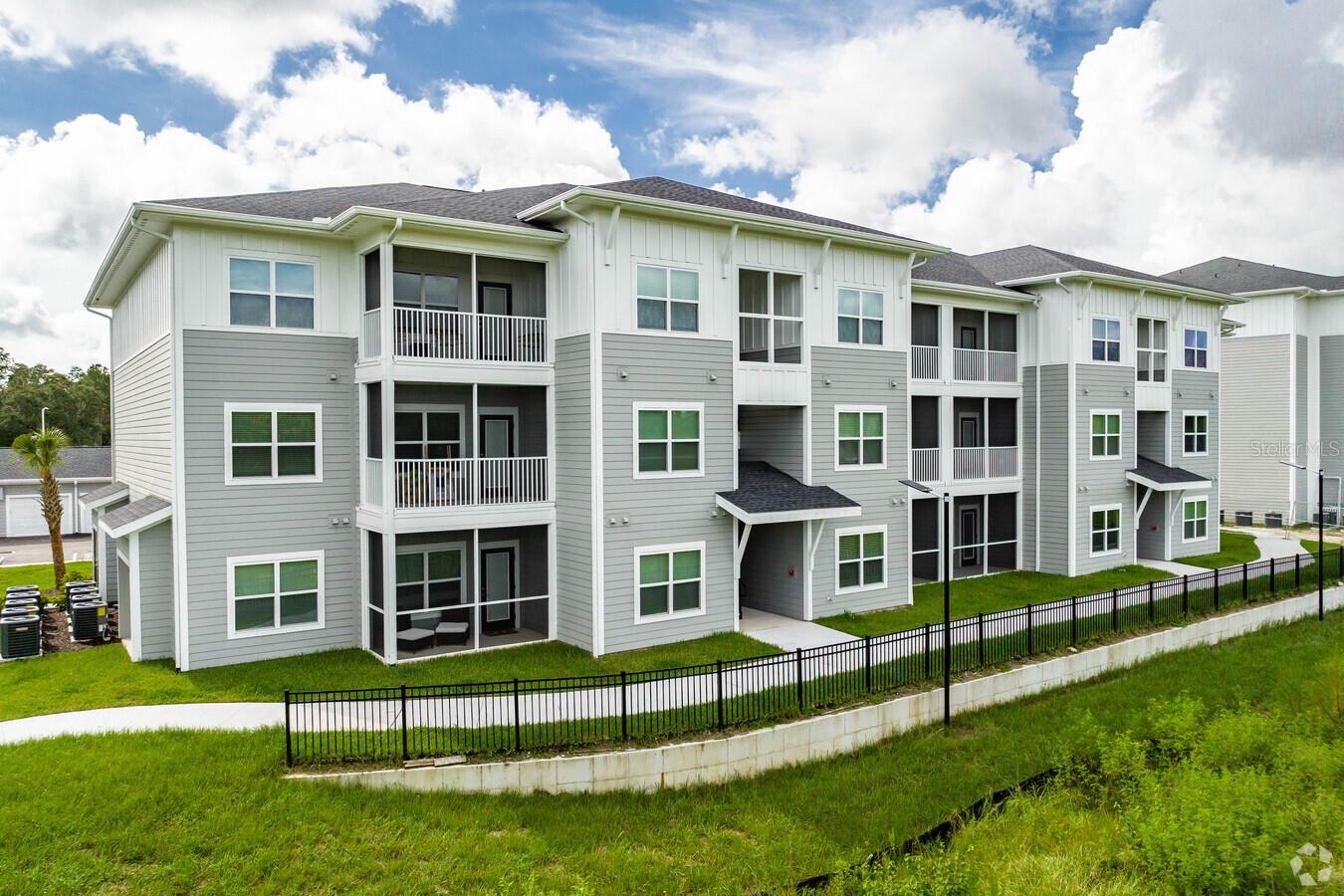 5291 POST OAK BLVD, WESLEY CHAPEL, FL, 33544