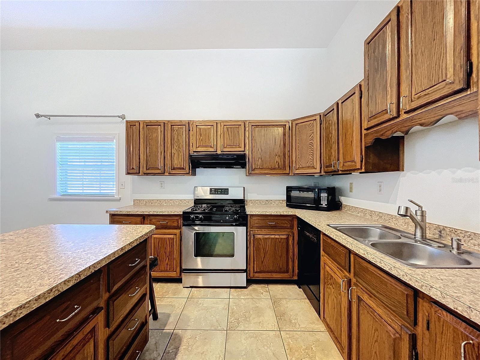 25507 HAYMAN RD, BROOKSVILLE, FL, 34602