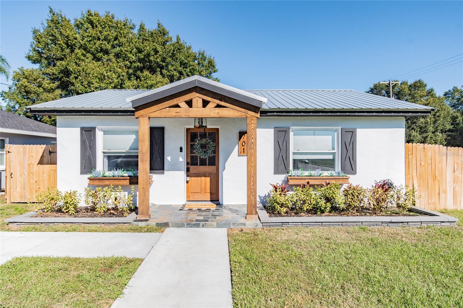 701 W WOODLAWN AVE, TAMPA, FL, 33603