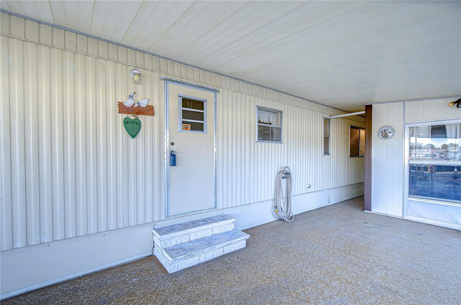 39351 DUNDEE RD, ZEPHYRHILLS, FL, 33542