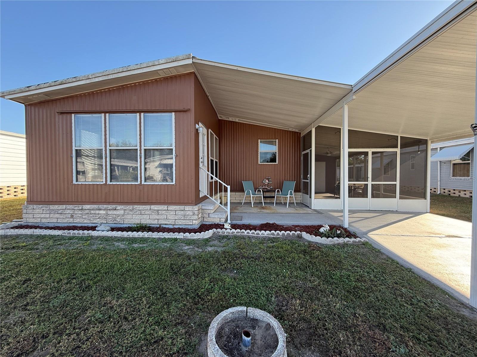 225 N SAINT THOMAS CIR, APOLLO BEACH, FL, 33572