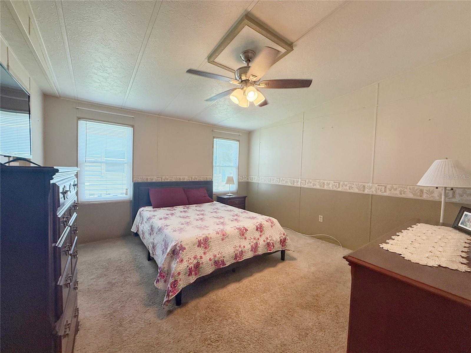 225 N SAINT THOMAS CIR, APOLLO BEACH, FL, 33572