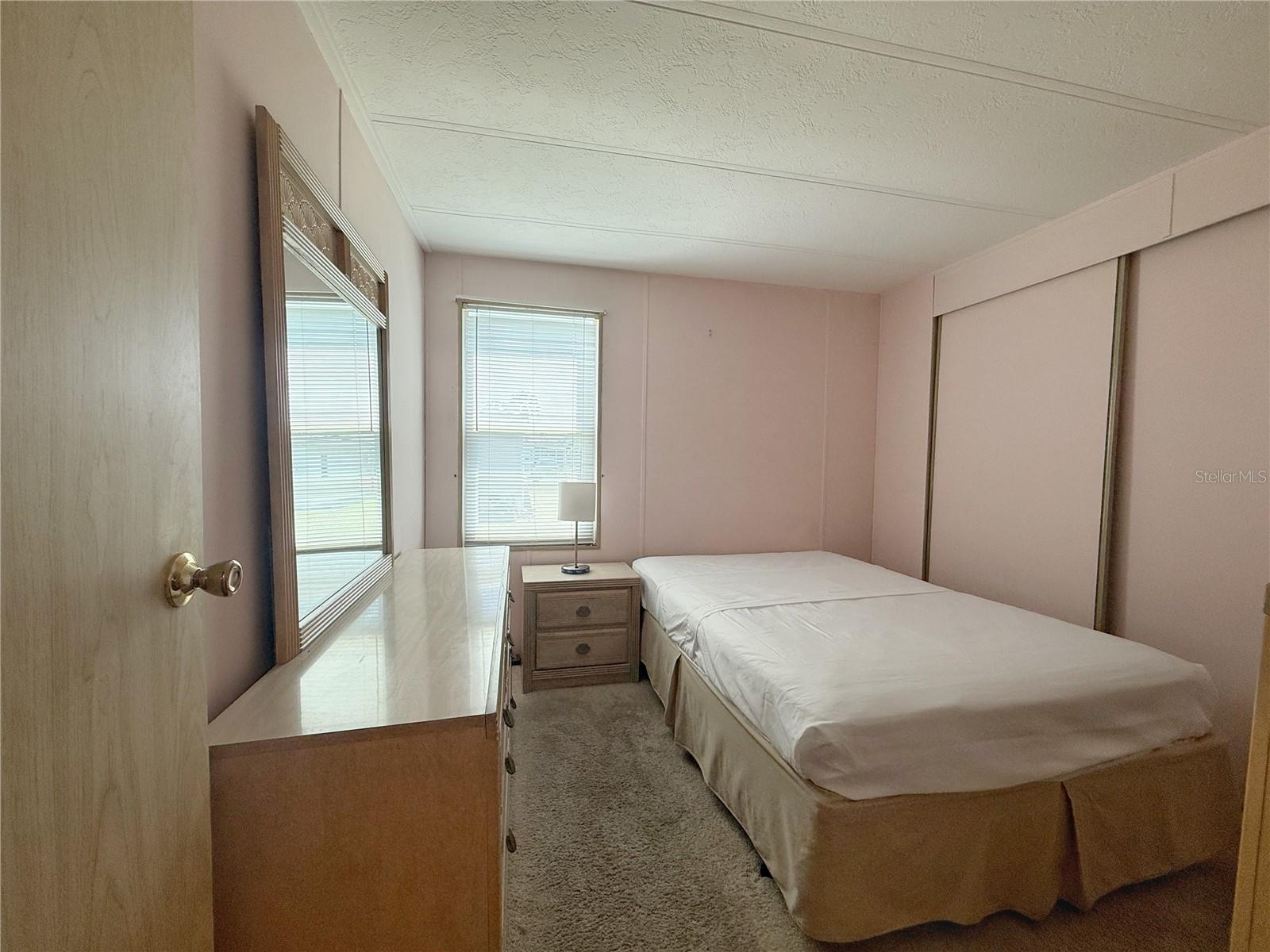 225 N SAINT THOMAS CIR, APOLLO BEACH, FL, 33572