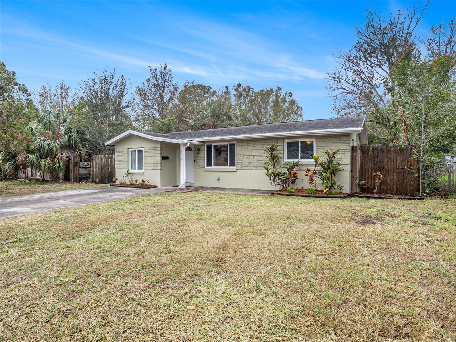 204 SW MADISON CIR N, ST PETERSBURG, FL, 33703