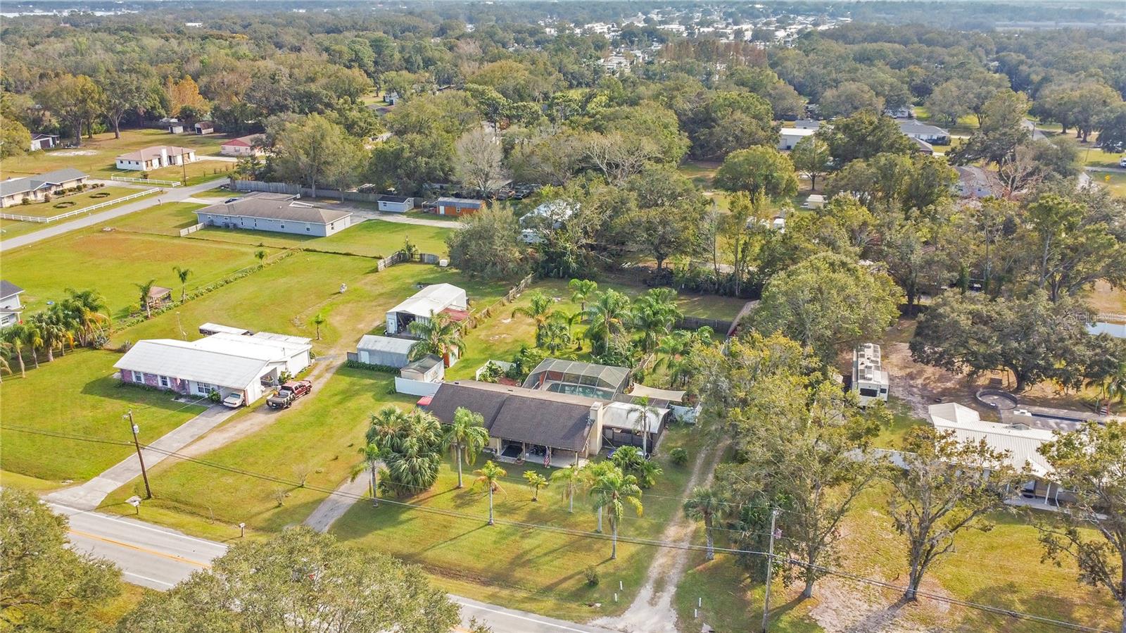 1704 W DAUGHTERY RD, LAKELAND, FL, 33810