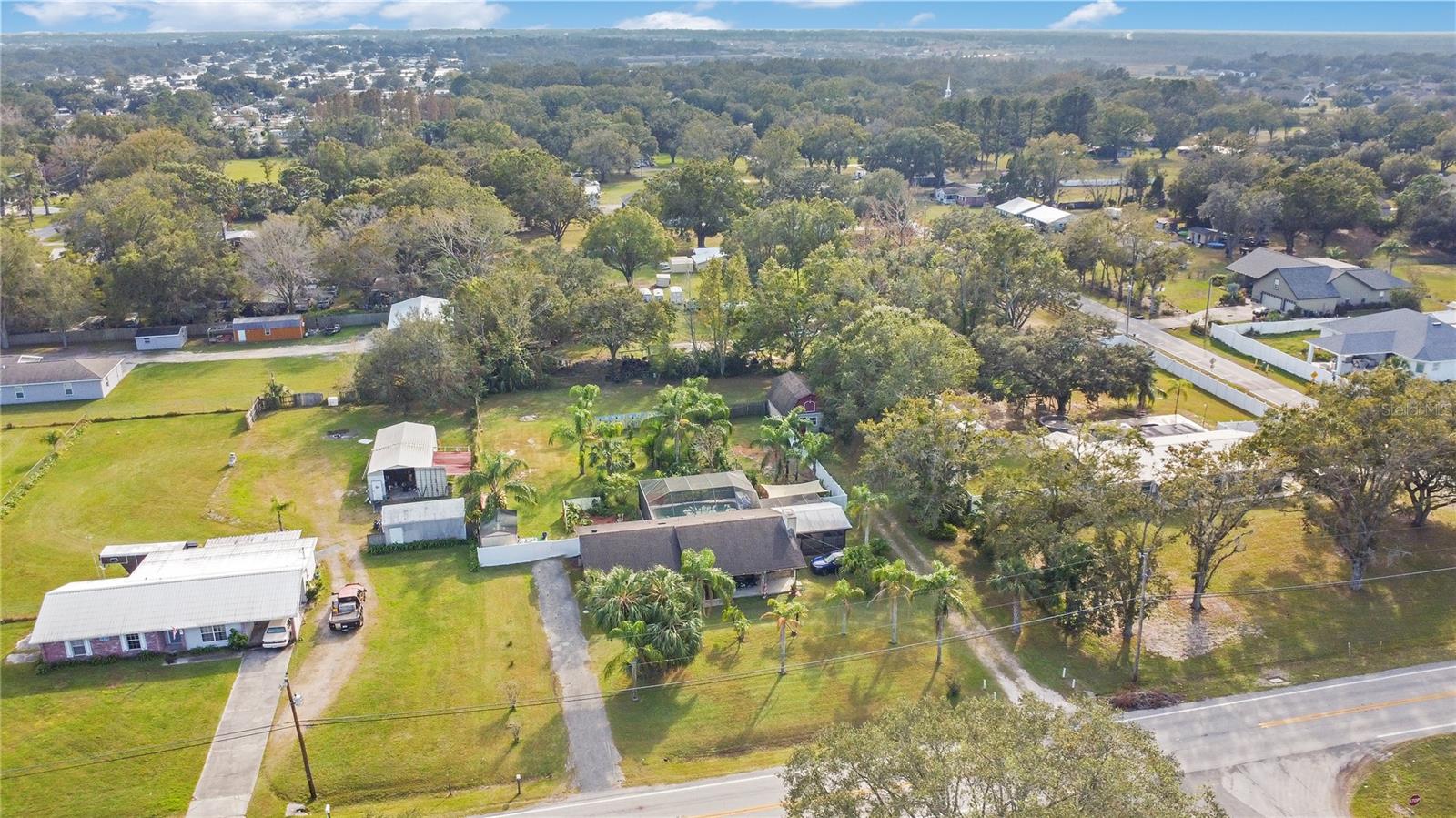 1704 W DAUGHTERY RD, LAKELAND, FL, 33810