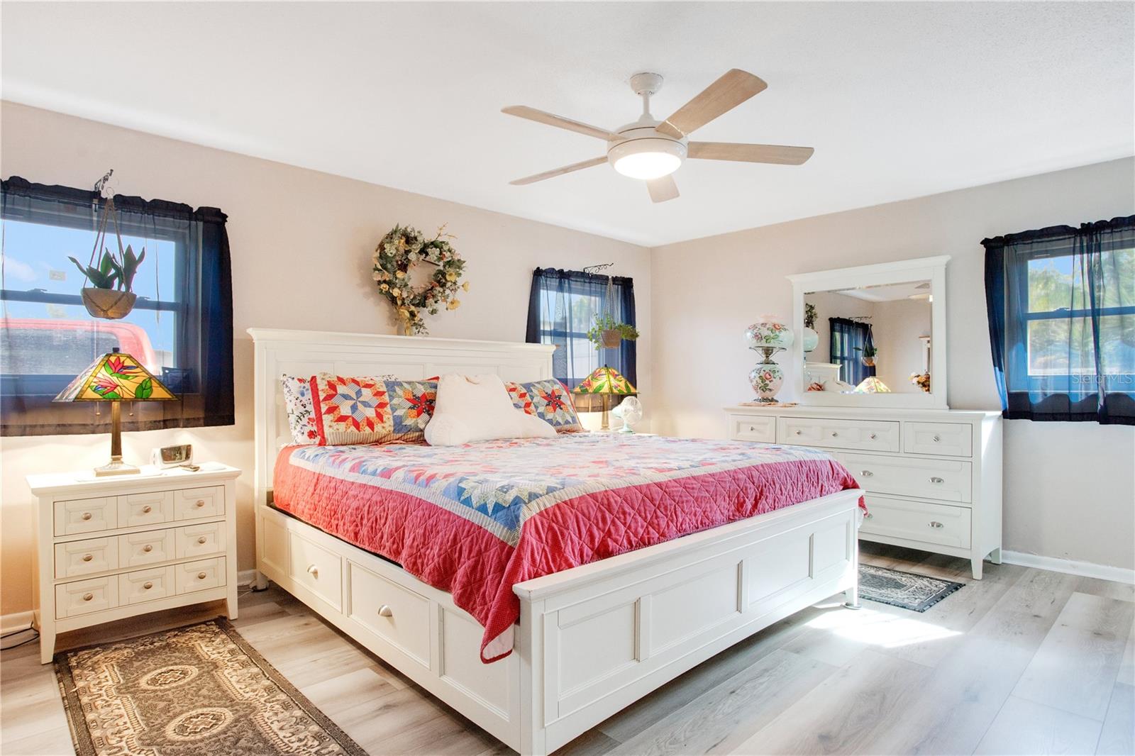 1704 W DAUGHTERY RD, LAKELAND, FL, 33810