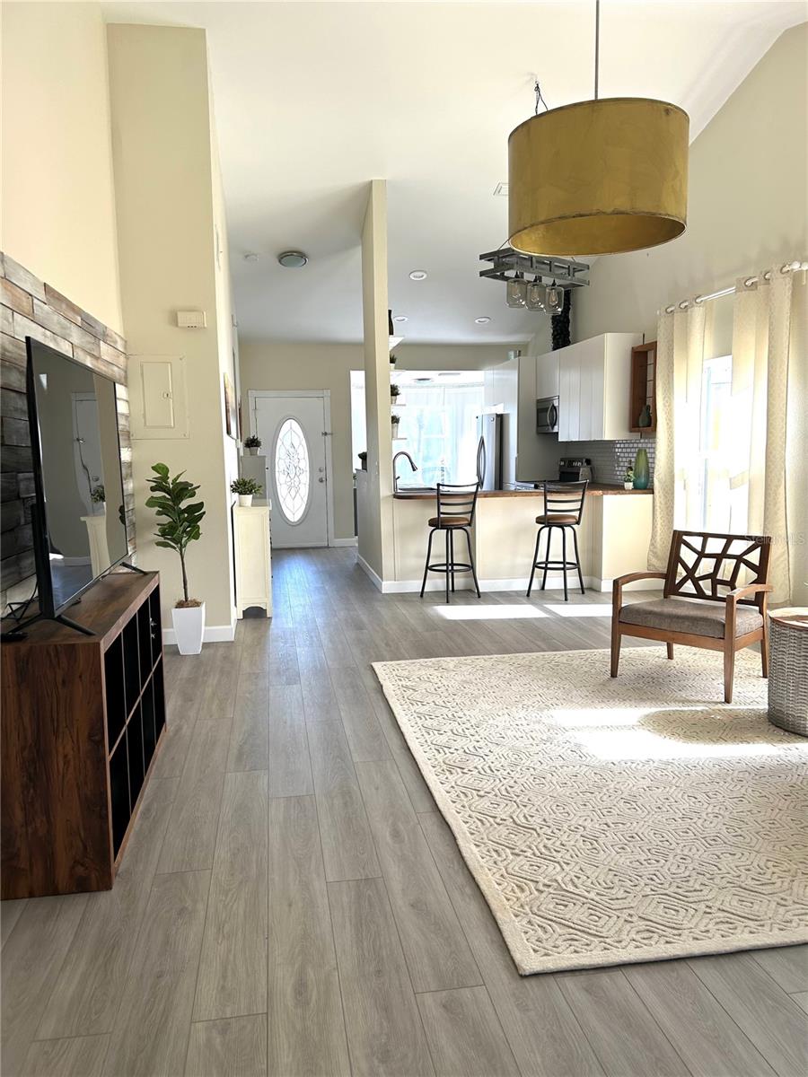 11601 AUTUMN GARDENS CT, TAMPA, FL, 33635