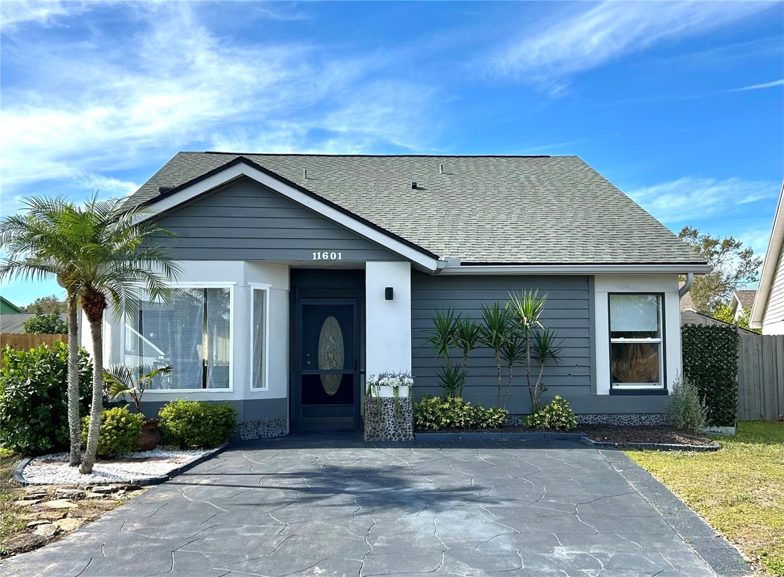 11601 AUTUMN GARDENS CT, TAMPA, FL, 33635