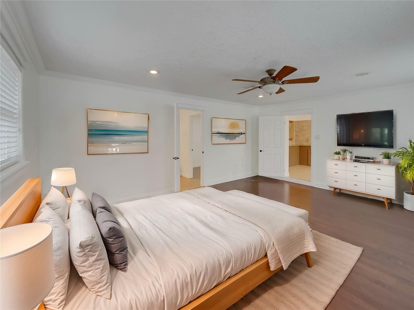 128 E EVANS ST, ORLANDO, FL, 32804