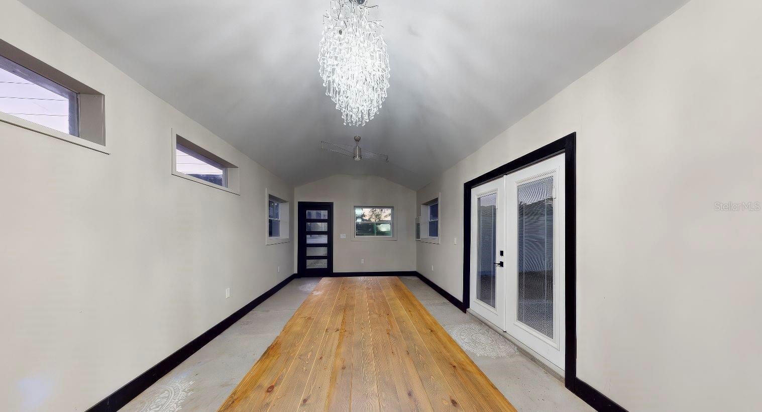 10787 OAK ST NE, ST PETERSBURG, FL, 33716