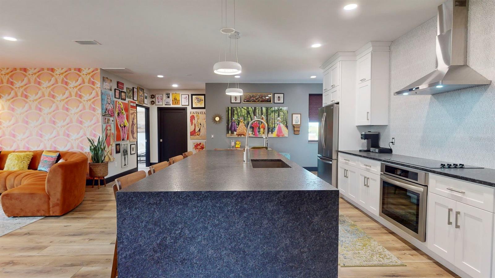 10787 OAK ST NE, ST PETERSBURG, FL, 33716