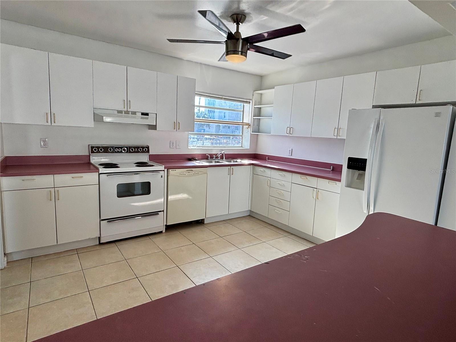 820 GULF BLVD #Units 1-3, INDIAN ROCKS BEACH, FL, 33785
