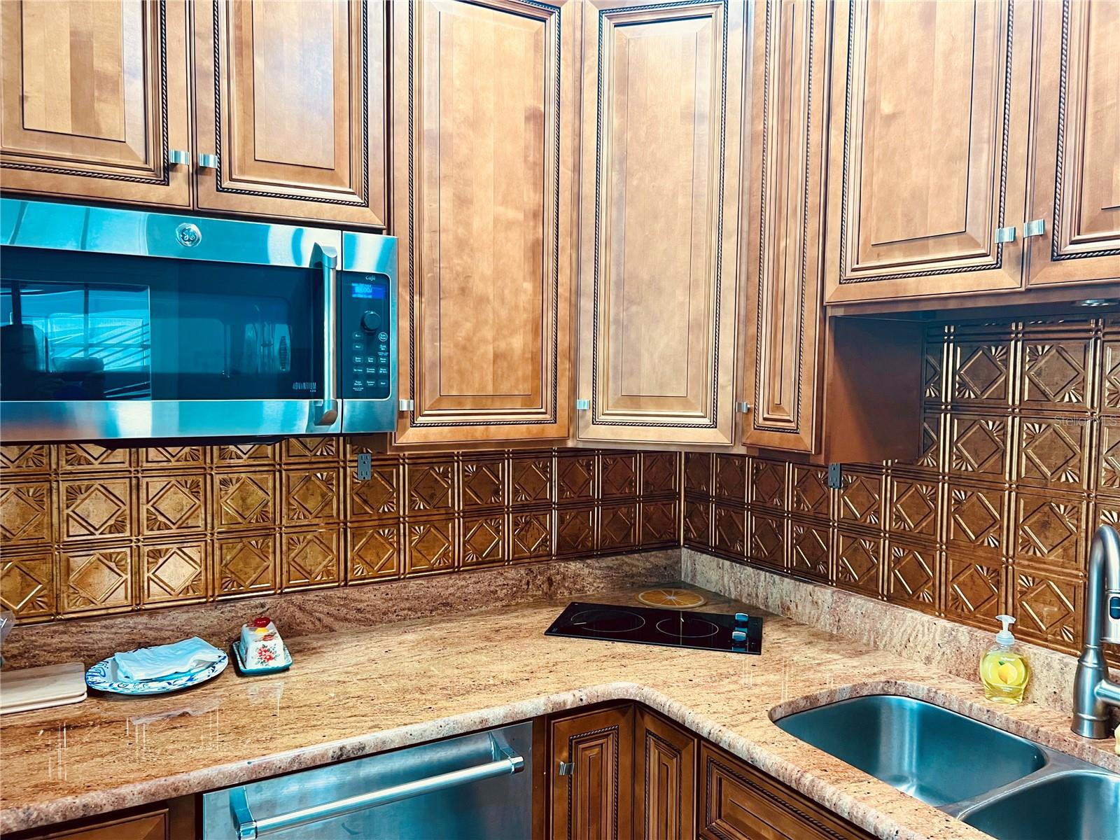 9404 SE 49TH TER, WEBSTER, FL, 33597